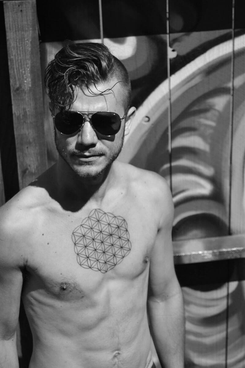  Chest Geometric Tattoo Images - Chest Geometric Tattoo Images