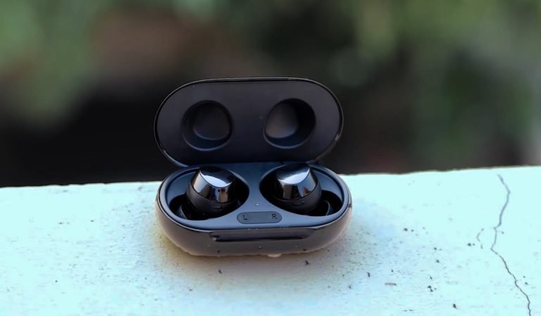 samsung galaxy buds plus vs sennheiser momentum true wireless 2