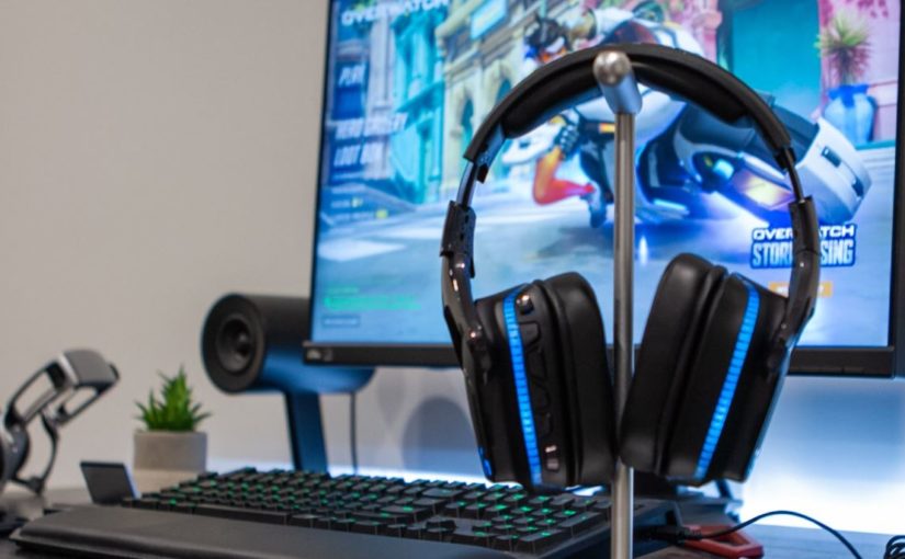 Idol With other bands dull Logitech G935 vs Astro A50: Which One is Worth Buying for the Price? - The  Style Inspiration