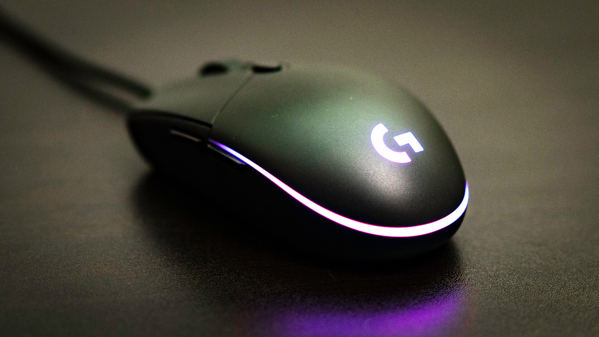 logitech-g-pro-gaming-mouse 