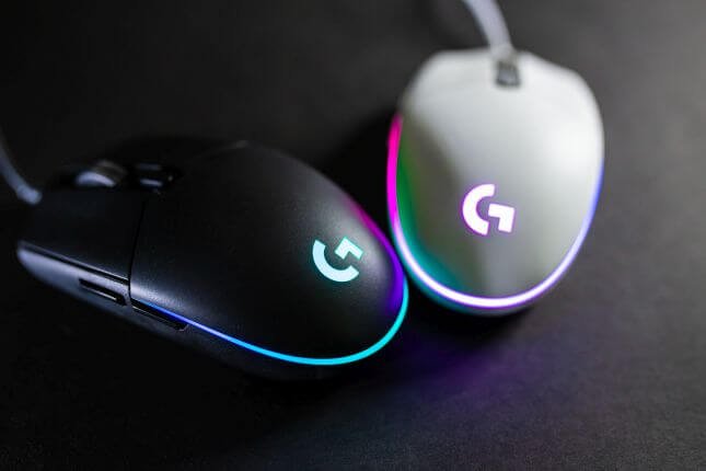 logitech g203 vs g pro