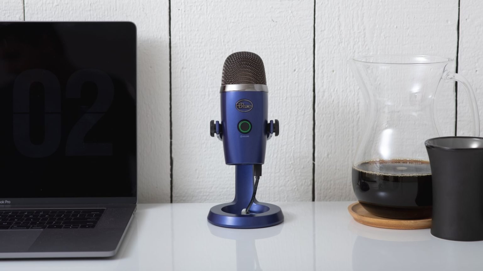 Blue Yeti Nano vs Snowball ICE Which One Is for You? Blue Yeti Nano