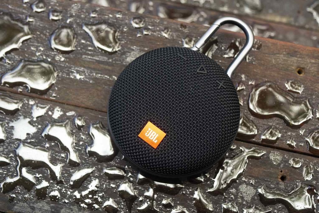 Ultimate Ears Wonderboom vs JBL Clip 3 Which One Is Worth Buying for