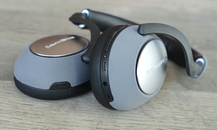 Bowers & Wilkins PX7