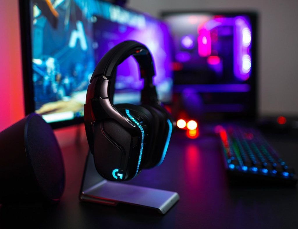 Logitech G935