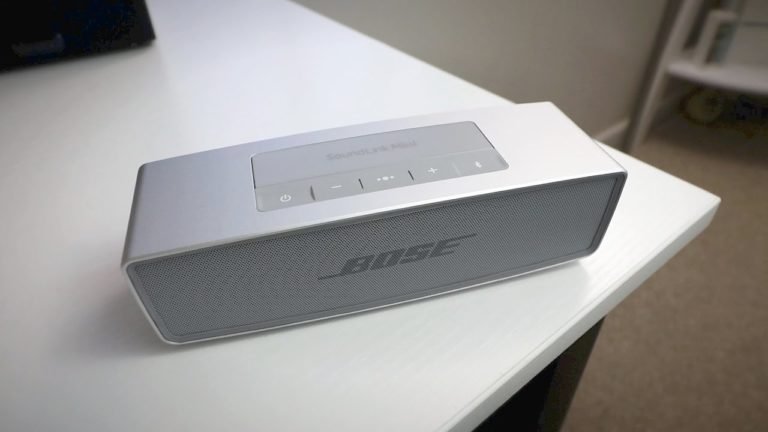 JBL Flip 5 vs Bose SoundLink Mini II: Which One Is Worth Buying? - The