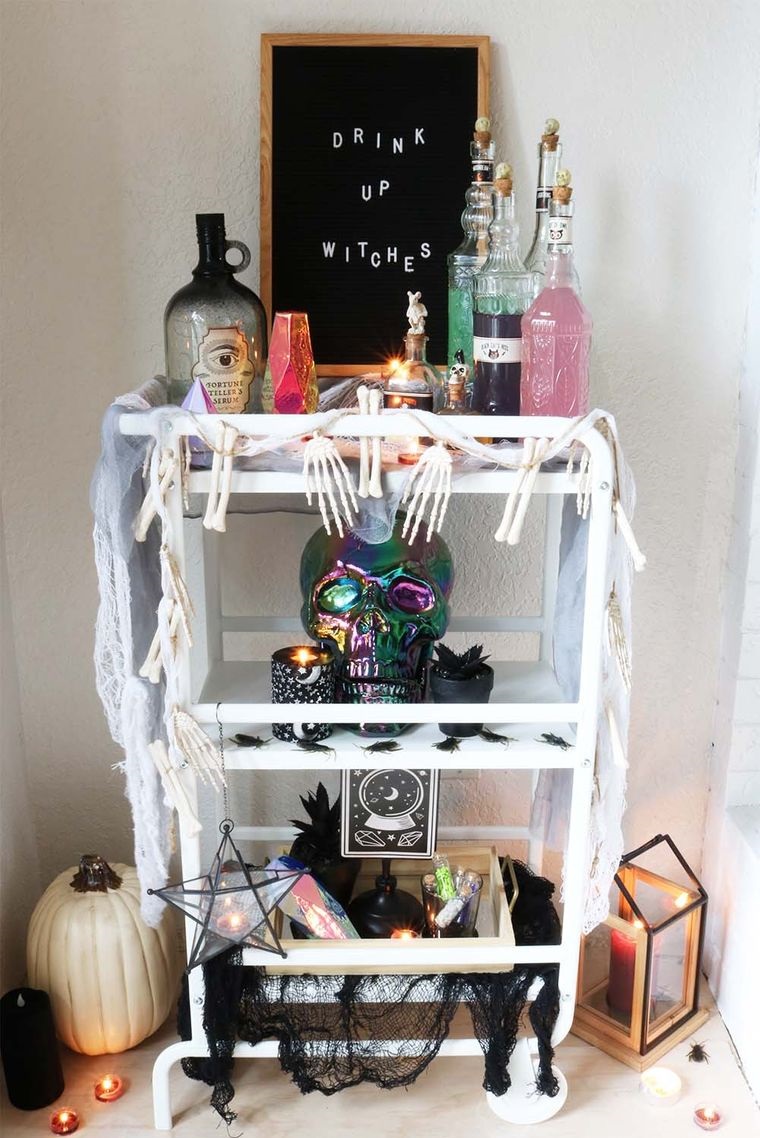 25 Bar Carts Decoration Ideas for Halloween