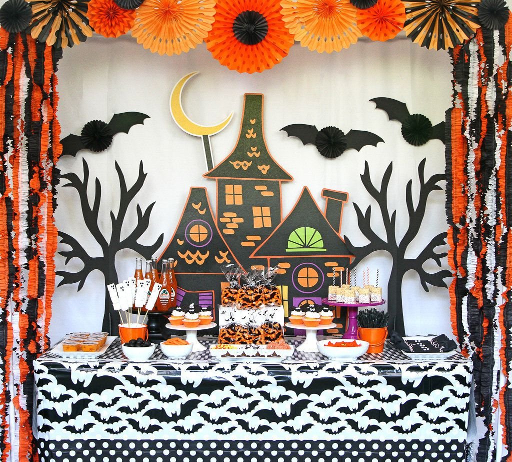 Easy Halloween Decoration for Your House, Door, and Garden