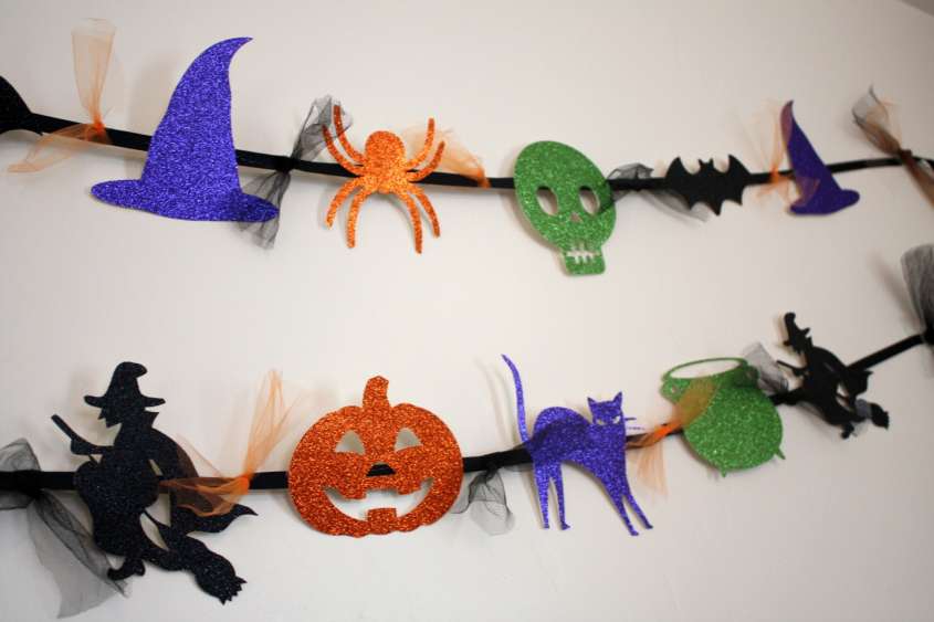 Halloween Garlands Ideas