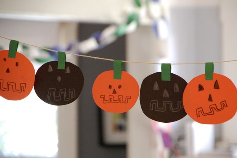 Halloween Garlands Ideas