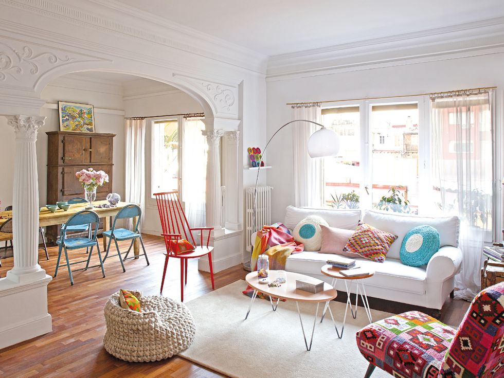 18 Ideas to Decorate Your Living Room With Current Style and Also With Play Area