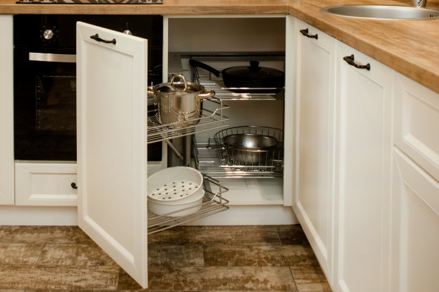 18 Ideas to Make Kitchens Without Upper Cabinets Stylish and Practical