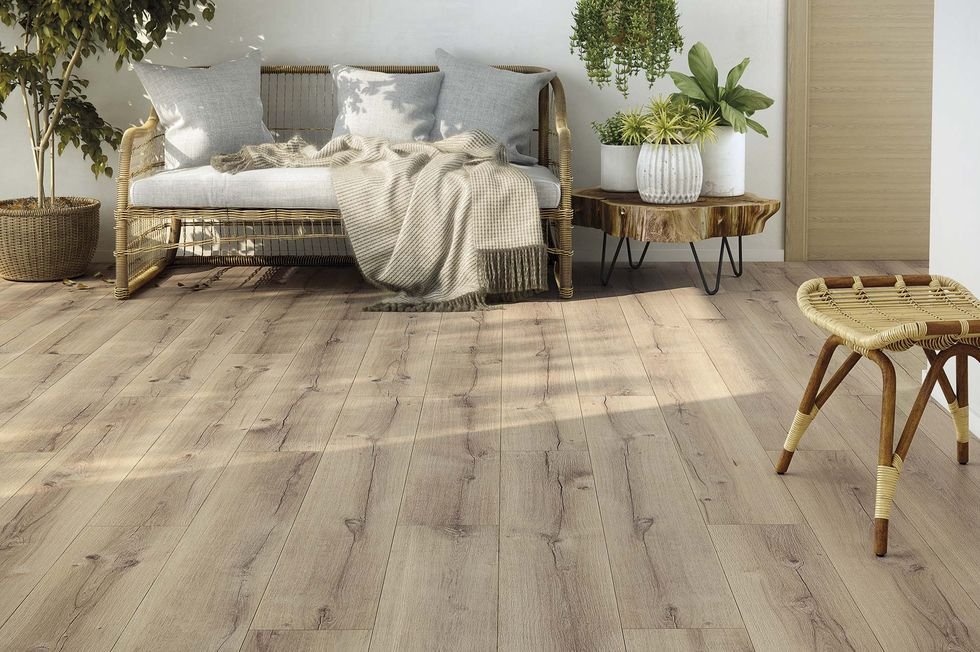 21 Wooden Floor Ideas to Create Cozy and Warm Atmosphere