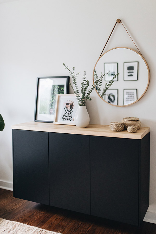 26 Ideas to Decorate Above the Sideboard