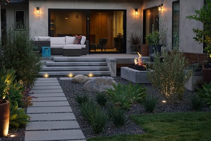 25 Ideas and Tips for Decorated Gardens and Patios