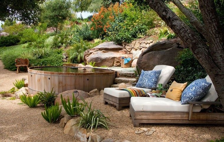 30 Rustic Decor Ideas to Transform Your Backyard Into a Natural Oasis