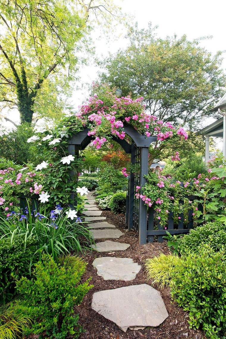 15 Garden Gazebos Great Ideas for a Charming Outdoor Space
