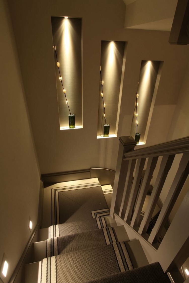 25 Walls Decorated With Stone and Indirect Lighting